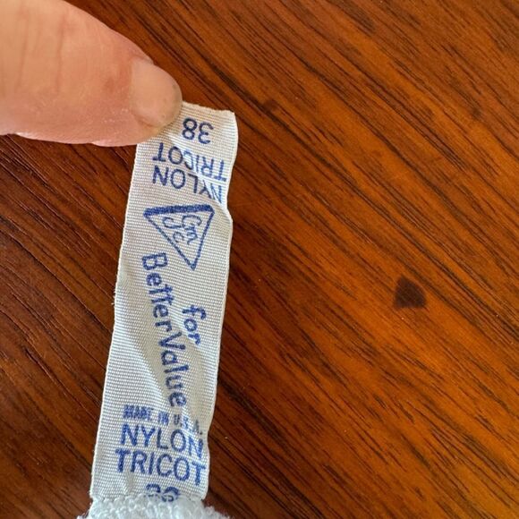 Vintage sheer Tricot Nylon GMC nightgown - 38. - Picture 7 of 7